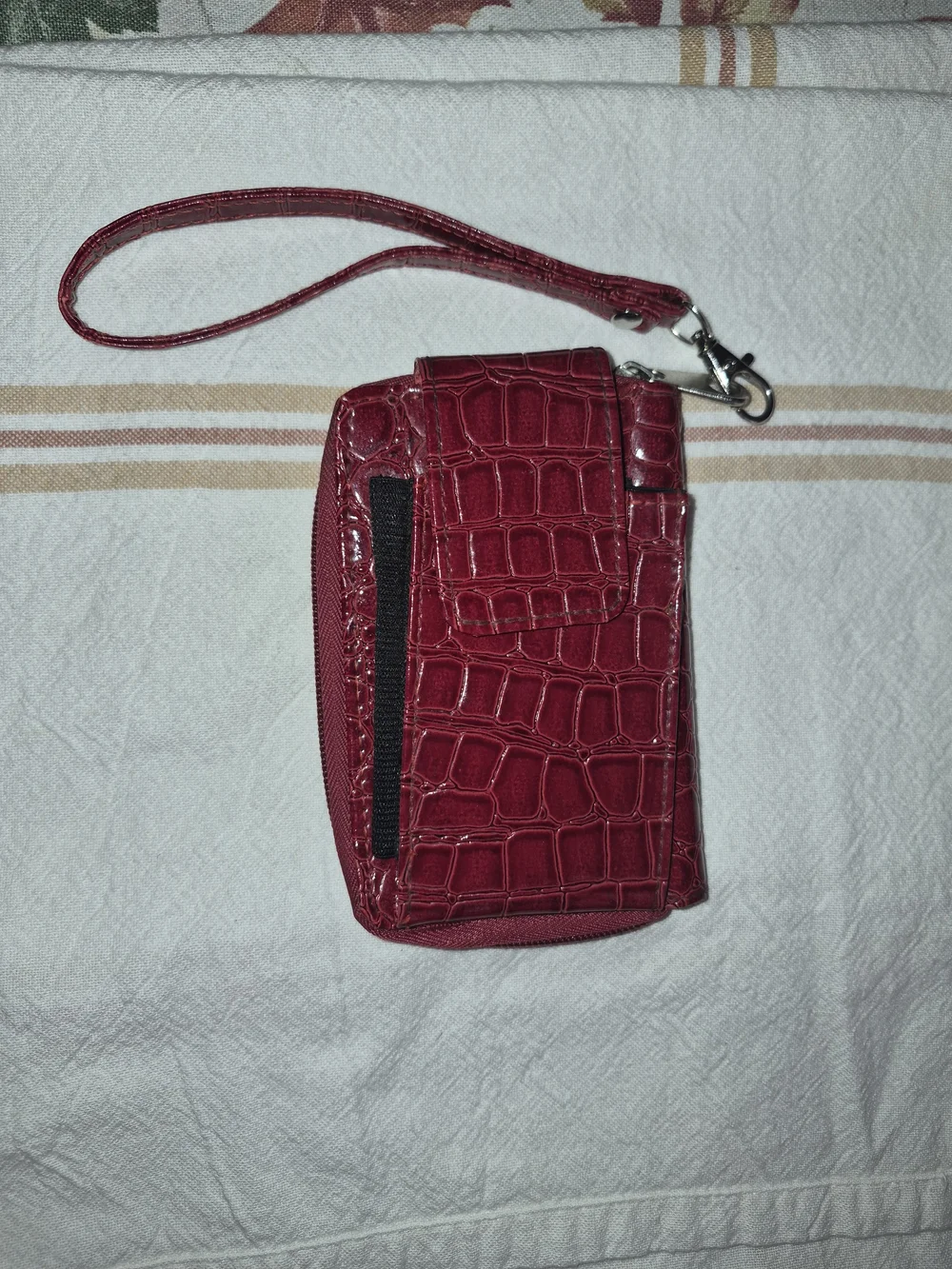 Red Croc-Texture Wristlet Phone Case - Unbranded
